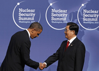 obama bows to china